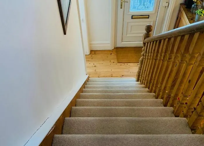 Elegant 3Bd Edwardian Home Warminster