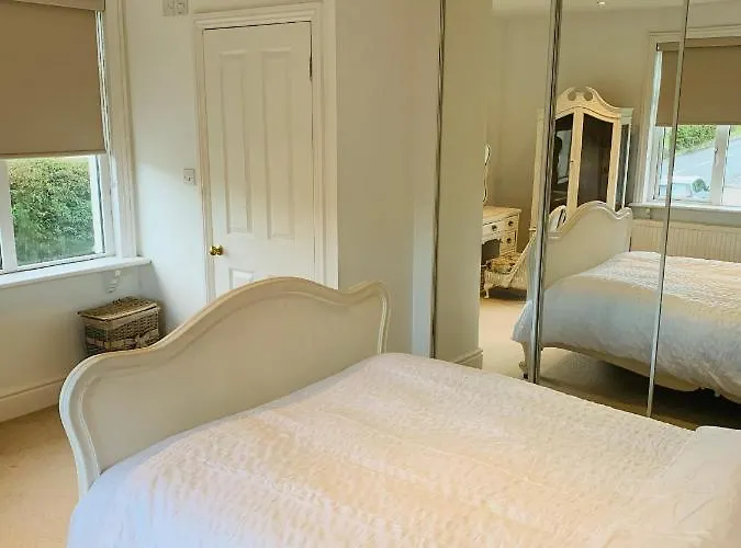 Elegant 3Bd Edwardian Home Warminster